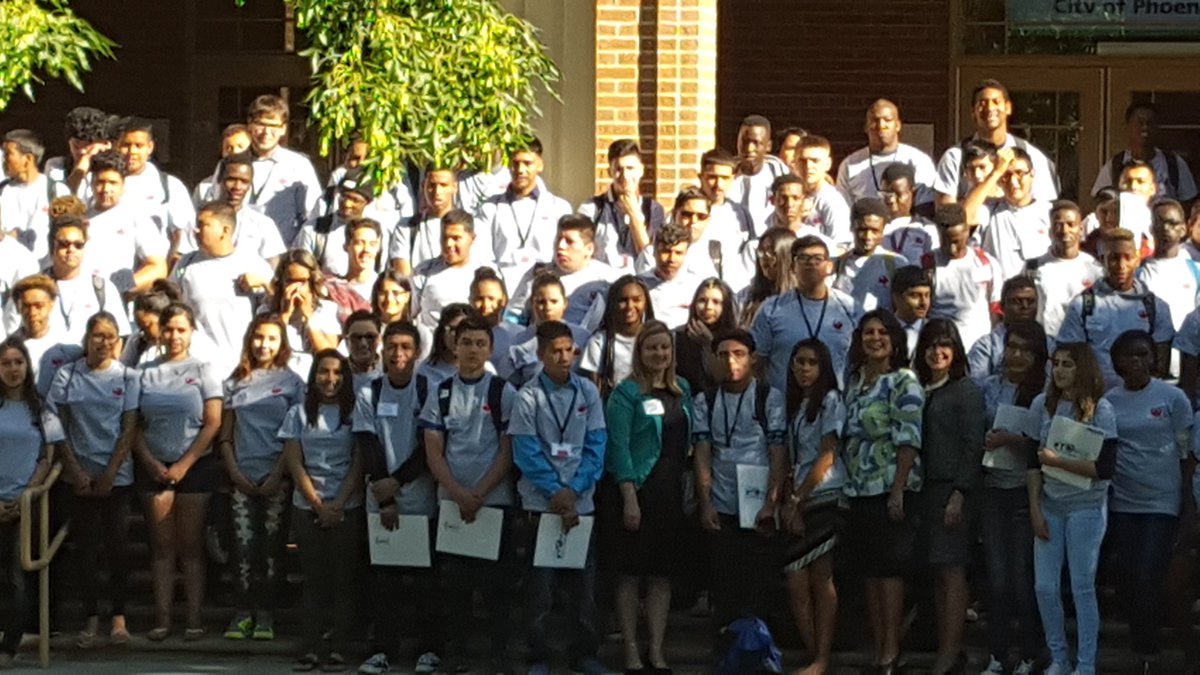 micmatos1's tweet photo. #PhoenixCollege hosting #YOPHX Youth Engagement Summit-150 #PhxUnion high school students https://t.co/PIHdtTvtc9