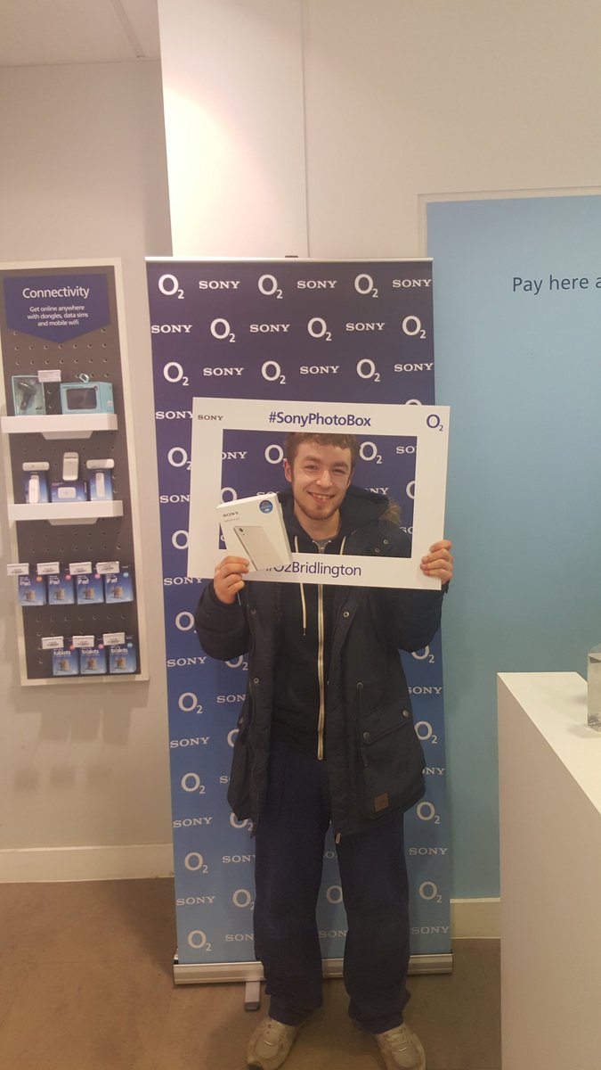 Stuart_Wardle's tweet image. Another @SonyUK Z5 happy customer in #O2Bridlington #SonyPhotoBox