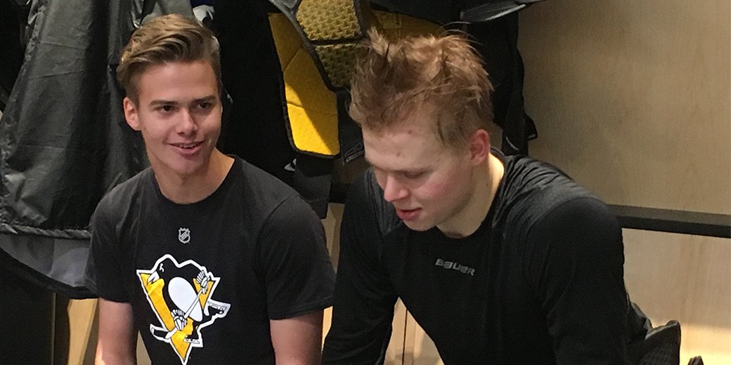 penguins's tweet photo. Turo traveled all the way from Finland to meet his childhood hero, Olli Maatta, at today's practice. 👍 https://t.co/v0IMEPXbH4