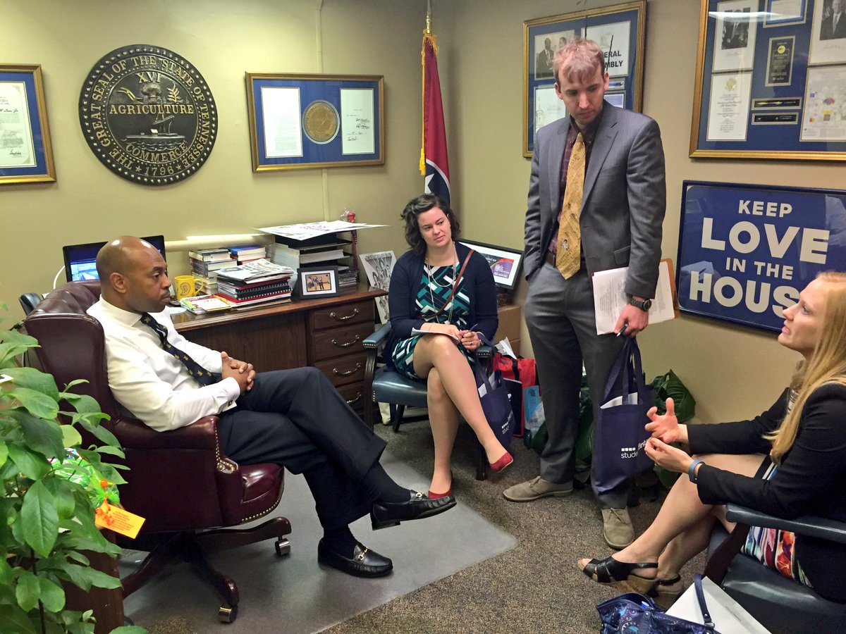 VictorJEvans's tweet photo. @StudentsFirstTN Academy Teachers with Rep @LoveforHouse58 #TNedu cc:@StudentsFirst @MonikaSF1 @boilerMaeker https://t.co/TfPNHxHgLQ