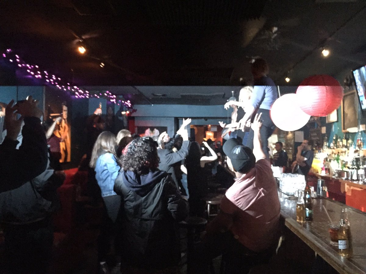 thank you, <a href="/fontanasnyc/">Fontana's Bar</a>, for being my place