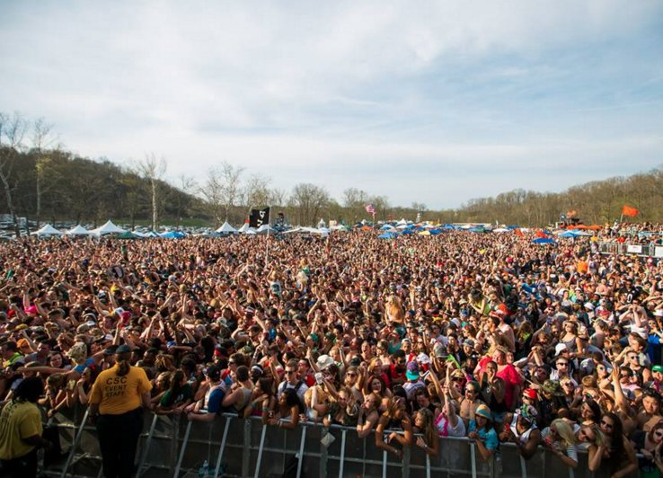 thenumberfest's tweet photo. Remember #13Fest? Weโre literally flipping around The Venue Of Athens for #14Fest: https://t.co/Tluns4sALI https://t.co/TYgX1TobMT