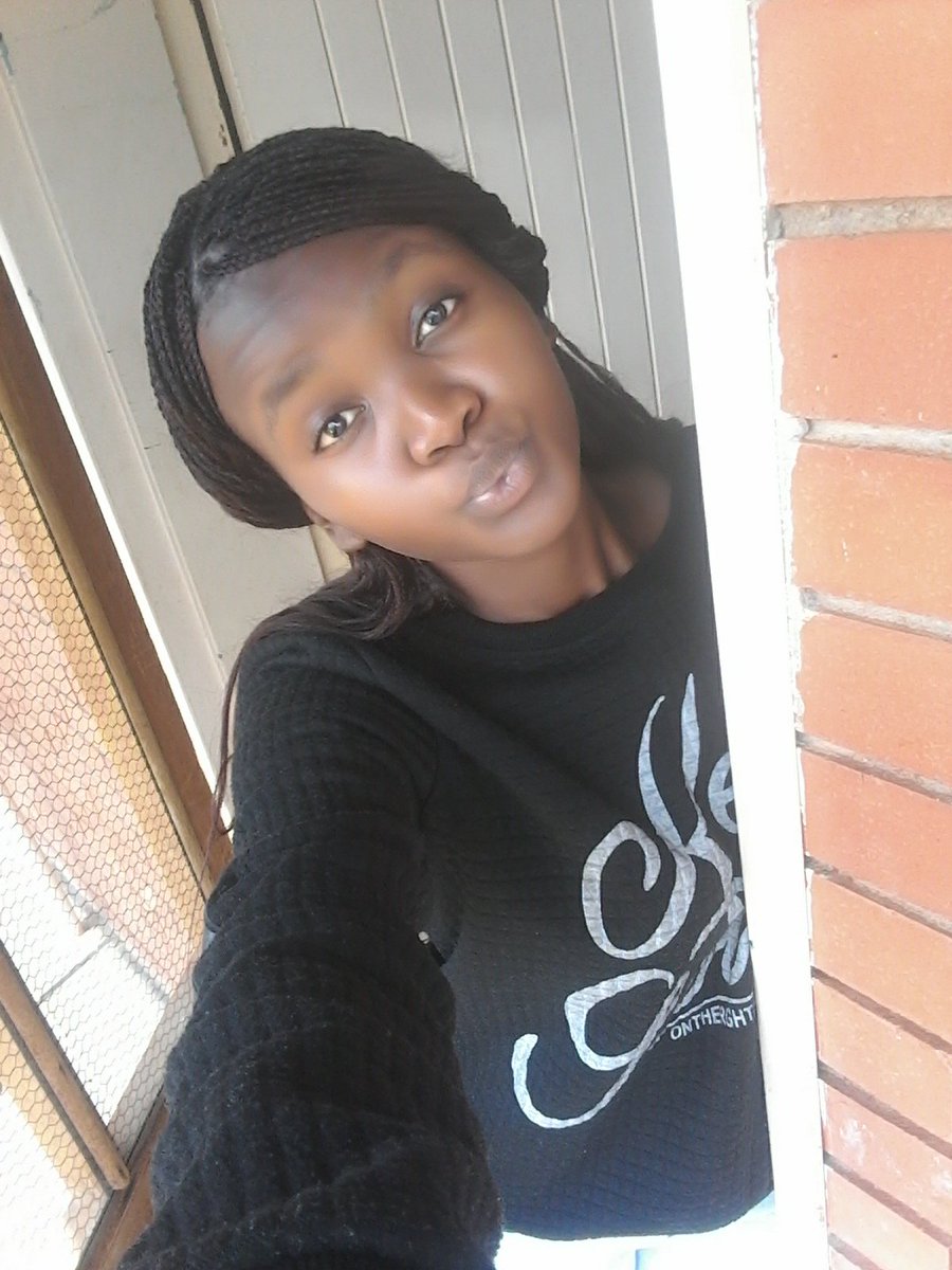 NickyMogapi tweet picture