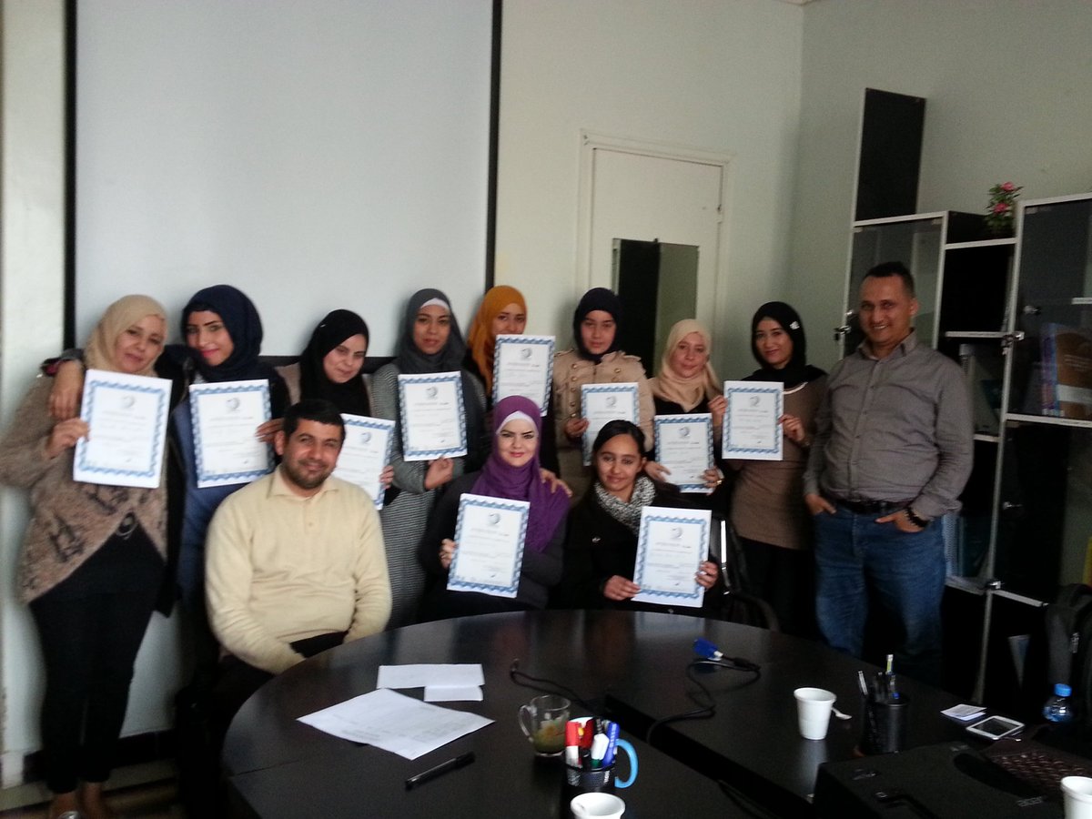 wikidezed's tweet photo. Les étudiantes de l'université d'Oran 
Le Mois de la contribution 
#wikidz #WikiMCF #wikipedia  #Algeria @Berochon https://t.co/tqGZwbzsOf