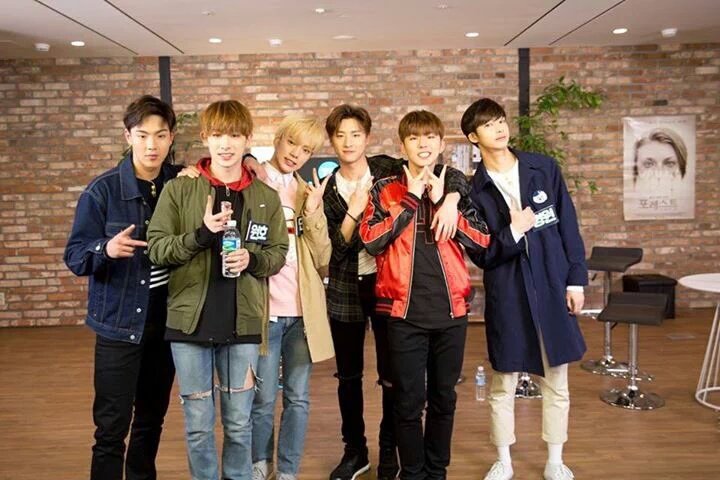 MONSTAXUS's tweet photo. [PIC] 160322 #MONSTA_X (cr: 해오TV) #몬스타엑스 https://t.co/10cRqNGUwM