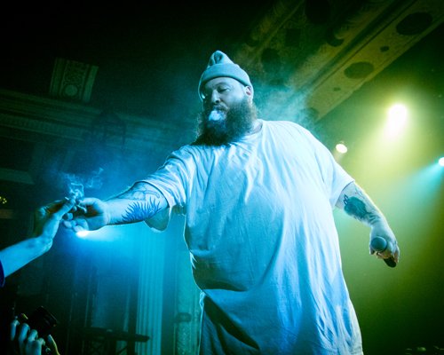 2DopeBoyz's tweet photo. Last night in New Zealand, @ActionBronson previewed a song that will land on #BlueChips7: https://t.co/oBZx2KS0va https://t.co/7YfStGtUlo
