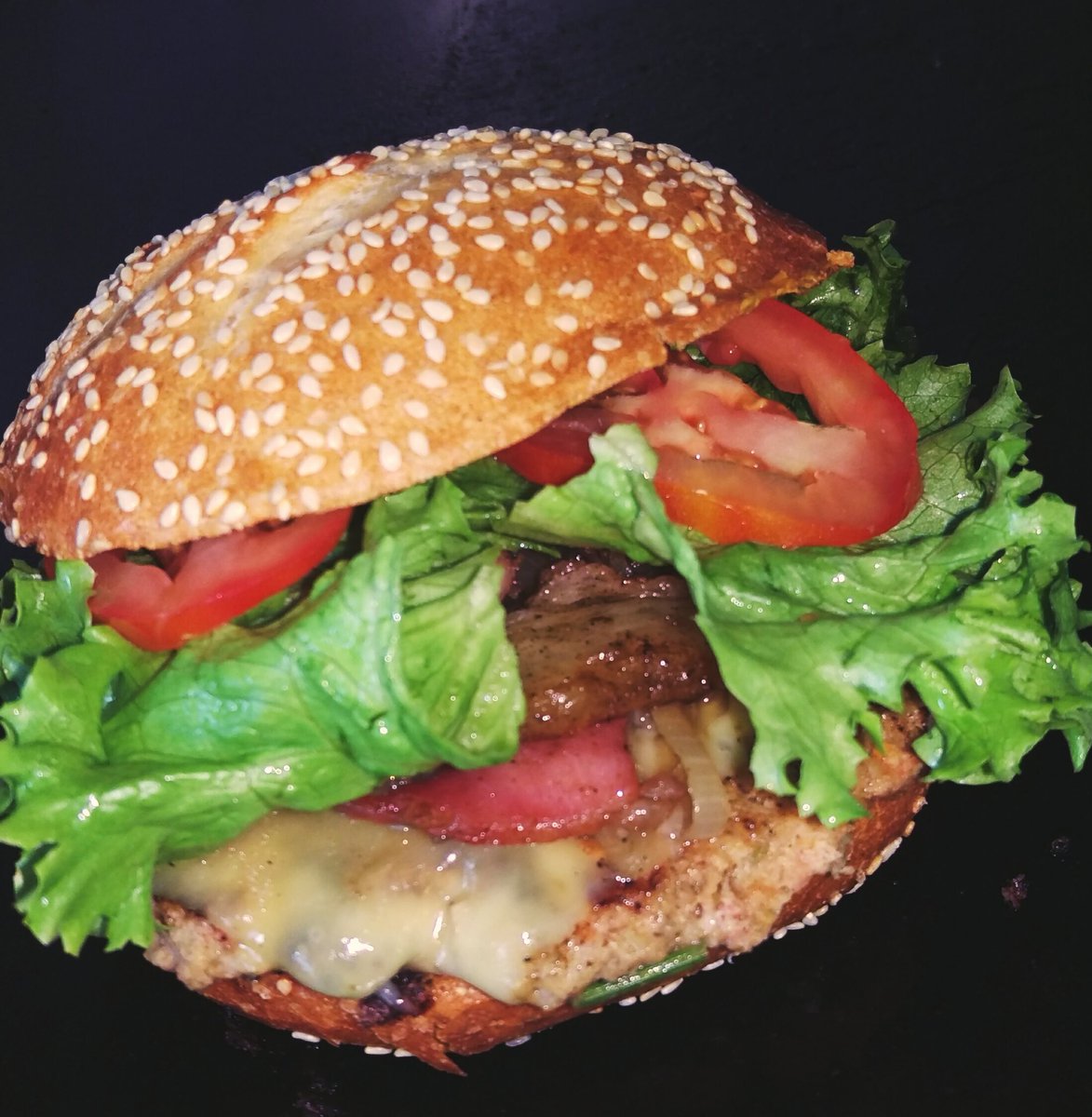 Hoy tocó #AT&amp;TNextel y cofirmamos q ésta es una de las favoritas #BocataLegendaria #PaChuparseLosDedos "
#PaTragones