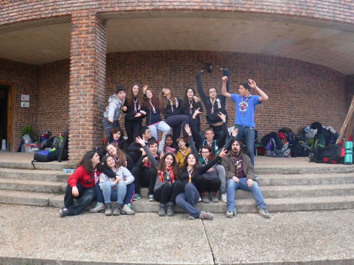 La <a href="/uexanon/">ESCULTA XANON</a> hemos disfrutado de un estupendo campamento de Semana Santa. ¡Todos para uno y uno para todos!