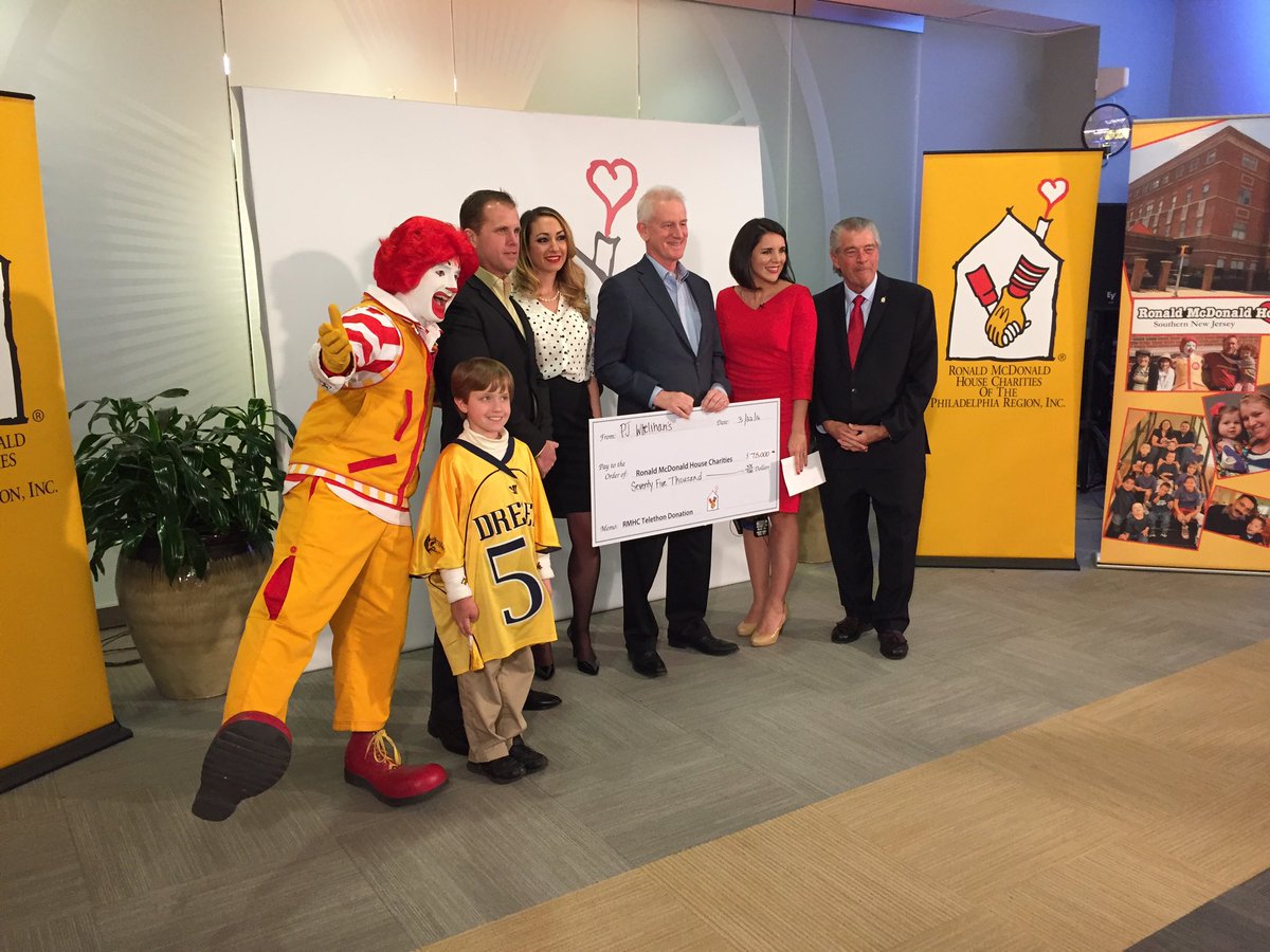 RMHCDelaware's tweet photo. Amazing! A huge thank you to sponsor @PJs_Pub for selling $75,000 in shamrocks! #RMHCCBS3 https://t.co/fOPFJ2J8gQ