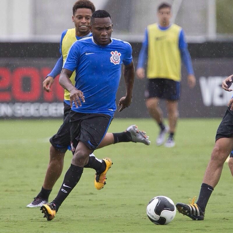 WilliansW8's tweet photo. Pegada firme, o tempo não para!!! https://t.co/lsGci6YI3U