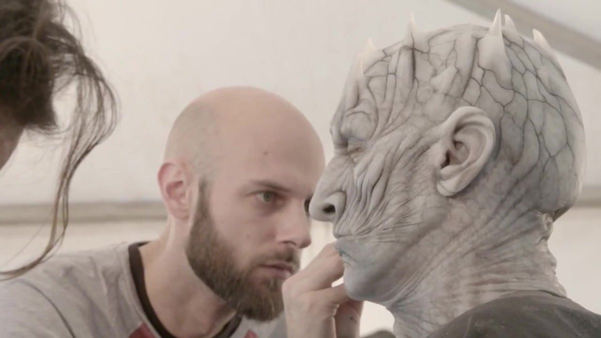 WatchersOTWall's tweet photo. New behind-the-scenes video and Game of Thrones writers tease biggest battle yet - https://t.co/cPq8qOZLjy https://t.co/l7w2Ggb5jr