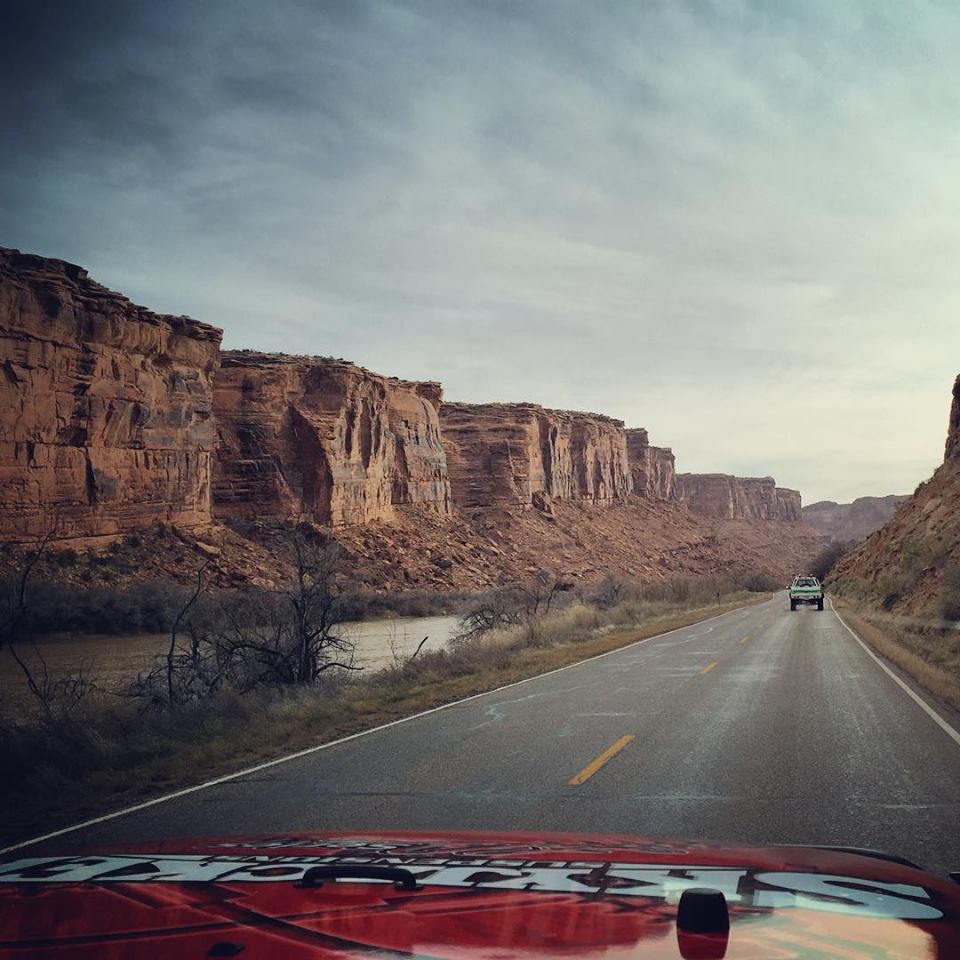 Skyjacker's tweet image. Quick pass by the Colorado river on the way to the trail. 
#skyjacker #ejs2016 #moab #easterjeepsafari #jeep