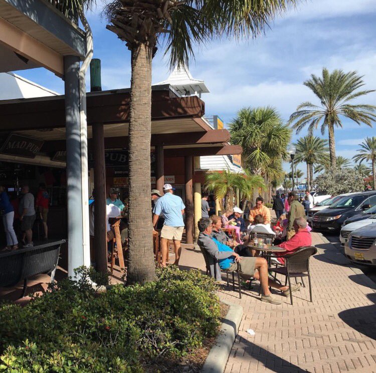Sunshine, palm trees, shopping...another great day in Johns Pass