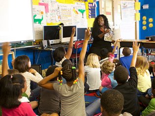 edutopia's tweet photo. The power of patience in classroom management: https://t.co/K6cy2k38oL. #edchat https://t.co/hwFP5fwij7