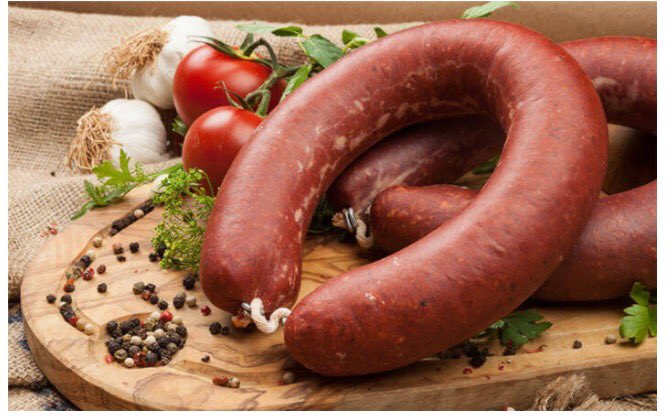 @SunniAndTheCity in Turkey it's known as sucuk pizza 😄