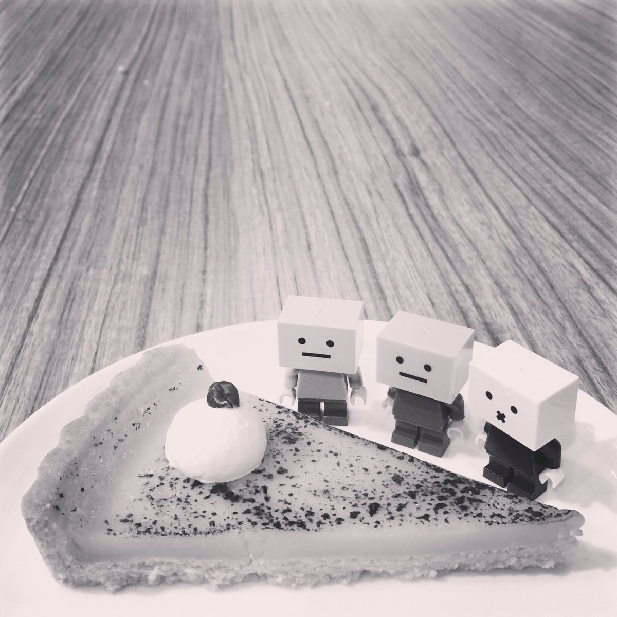 Mandom5354's tweet photo. ⋯⋯
#danbo #ダンボー #ブロックロボット
#Brick #Lego #樂高 #レゴ
#BrickFigure #LegoFigure #Legostagram
#toy #フィギュア https://t.co/sJK0SBUzBJ