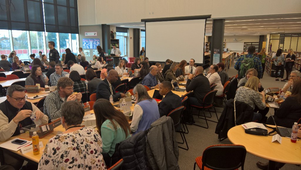 sparvell's tweet photo. Can't wait to #redefinelearn at Sammamish @Microsoft_edu #showcaseschool https://t.co/tbQ0zKG1Od