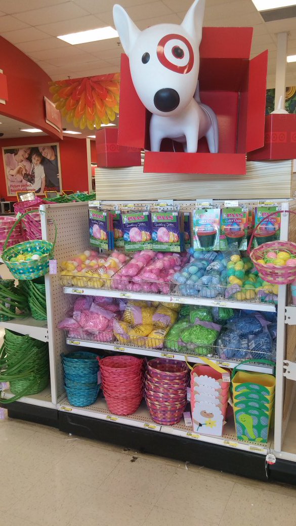 fonziboy92's tweet photo. Driving Seasonal sales in Bullseye's Playground #Sales #Seasonalsales #Easter @KDUB_40 @sandy_chan3 @AmandaWallin827 https://t.co/G5MxWQoUoT