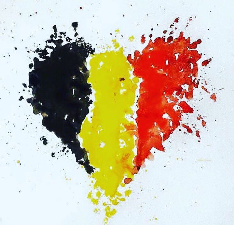 CountessLuann's tweet photo. My thoughts and prayers are with #Brussels #PrayForBrussels https://t.co/fgNtxIwVQB
