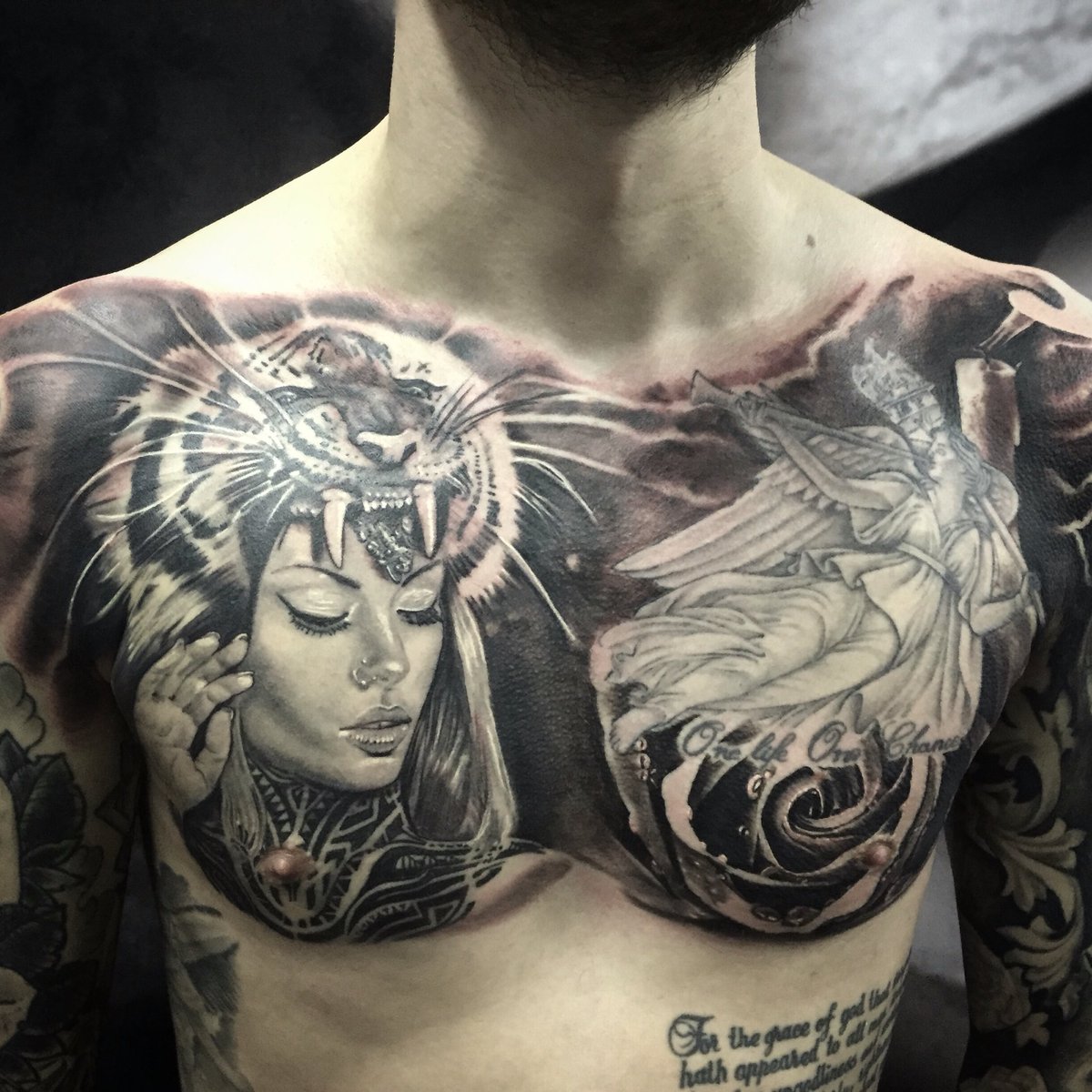 ArronRawTattoo's tweet photo. Healed portrait ( @teya_salat )
Fresh background
Added the Rose
(Angel not by me) https://t.co/GXoUDbKywX
