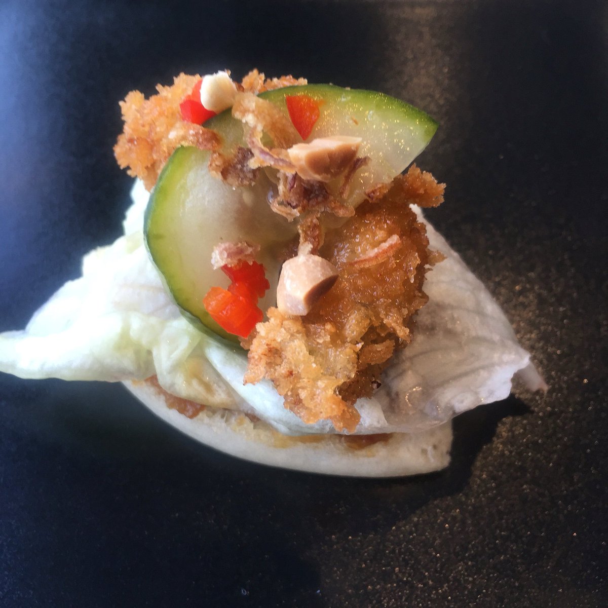 Roldanarellano's tweet photo. Eye to detail... So beautiful and simple @kojawan #foodlovers #asianfood #newopening #london https://t.co/4VT0c1y3wB