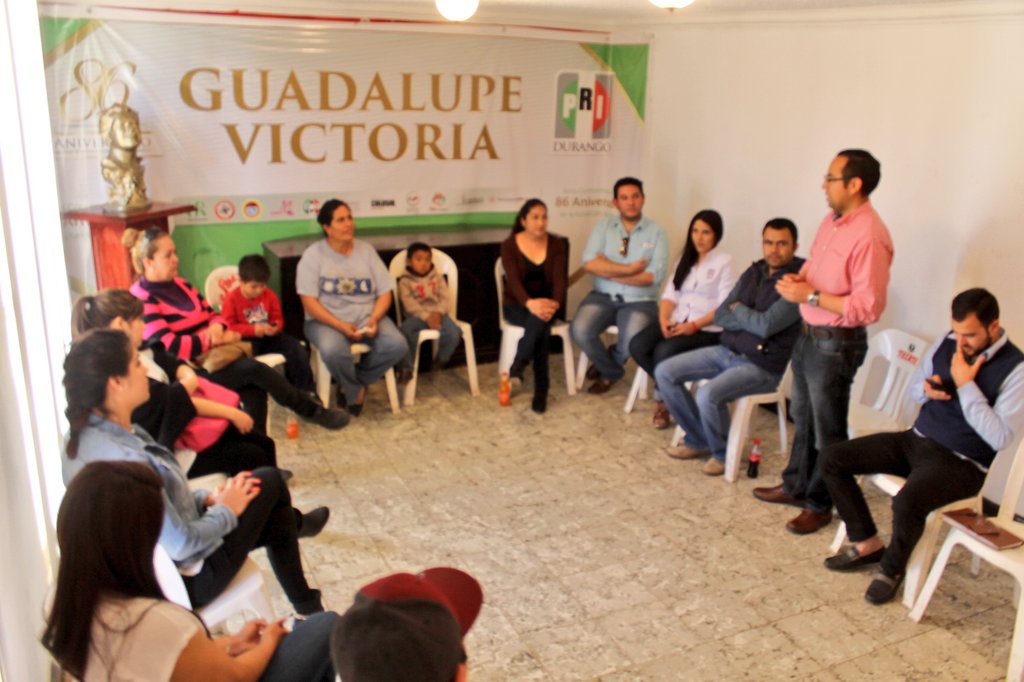 RicardoMCorral's tweet photo. Me encuentro en reunion de trabajo con nuestro comite @MexicoAvanzaGV. @juan1379pablo @RPachecoDgo @CDE_PRI_Durango https://t.co/GMLURjEm4n