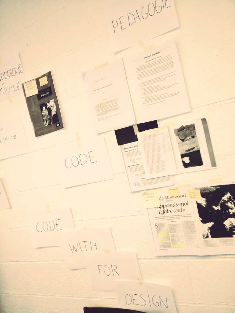 mirayoki's tweet image. Belle collaboration qui s'initie entre l'accélérateur @Ensci_Paris et @tralalere #CodeDecode #design #pedagogie #fun