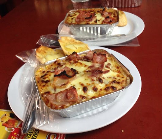 OterosPizza's tweet photo. #CombosEconomicos #TodoEldía  😋 a ¢2750 colones; aplica para llevar y servicio express teléfonos 2251-2640 https://t.co/NzoPa4ILSQ