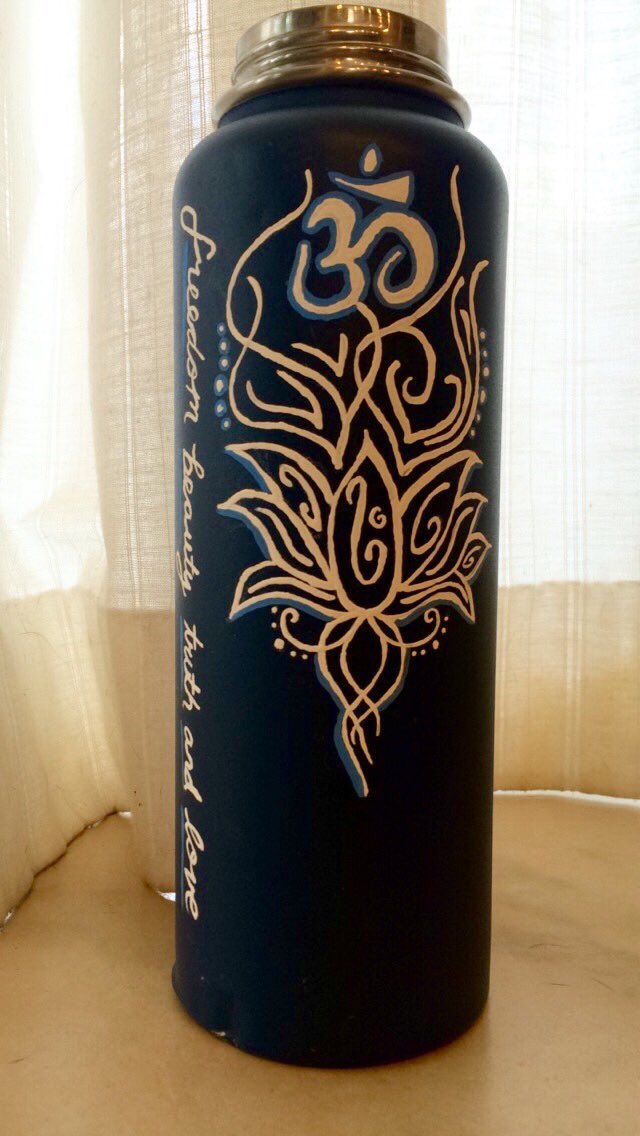emmecasey's tweet photo. Want a custom painted hydro? Then Message me for details!🎨 https://t.co/1VyODwcg6O