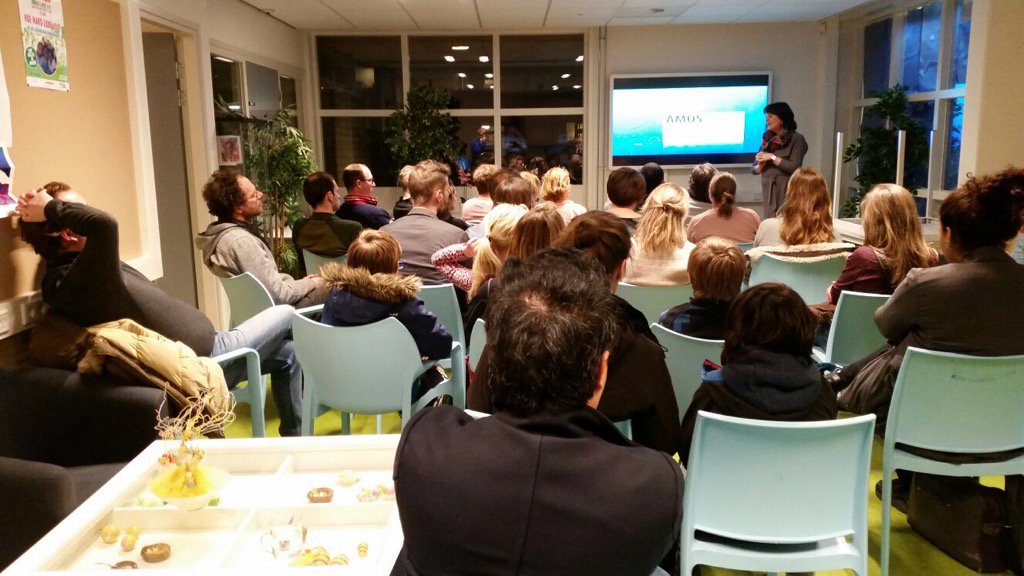Veel belangstelling op de voorlichtingsbijeenkomst van  <a href="/AMOS_unIQ/">AMOS unIQ</a> op de Nelson Mandelaschool