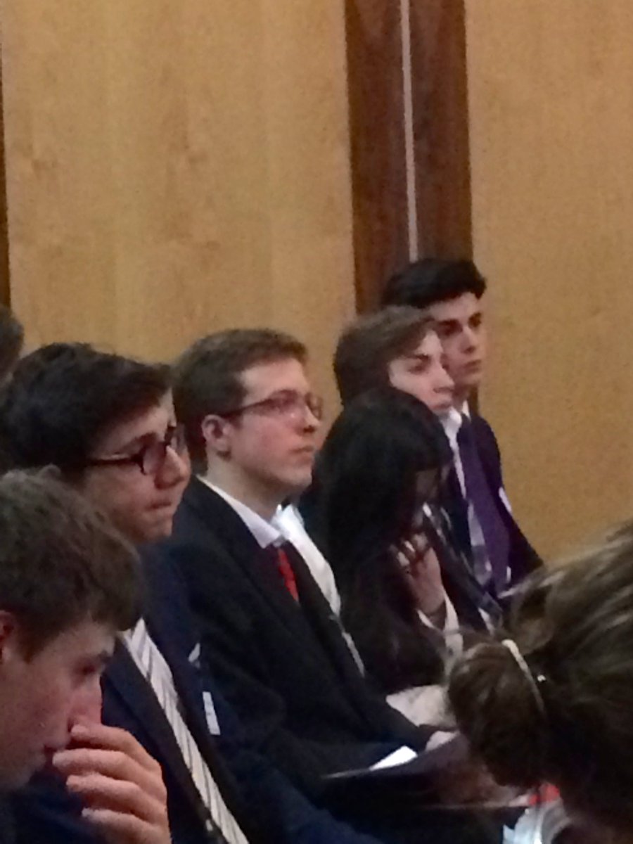 SAIMUN_Fonty's tweet photo. Our kids in action #SAIMUN2016 https://t.co/aezzAAPV5Y