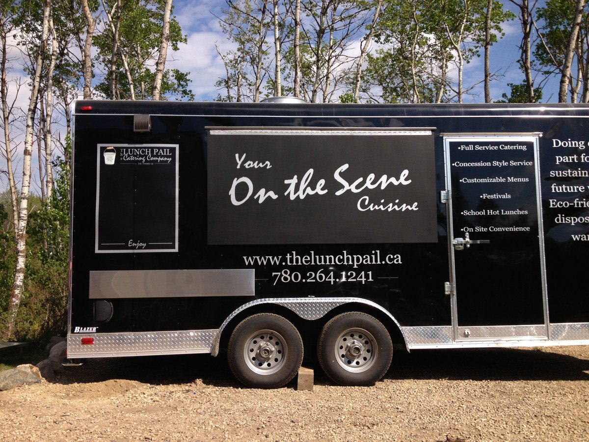 LunchPailCo's tweet photo. Just joined Twitter!  Hope to engage and connect with fellow Albertans who may need Event Catering Services in 2016. https://t.co/XBEkb6nnai