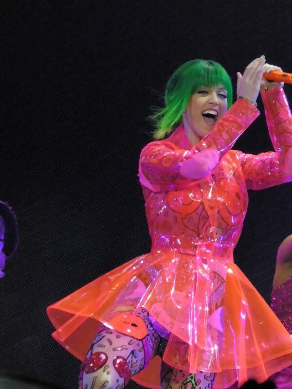 KatyPerrykh's tweet photo. https://t.co/jXETwhAD0y