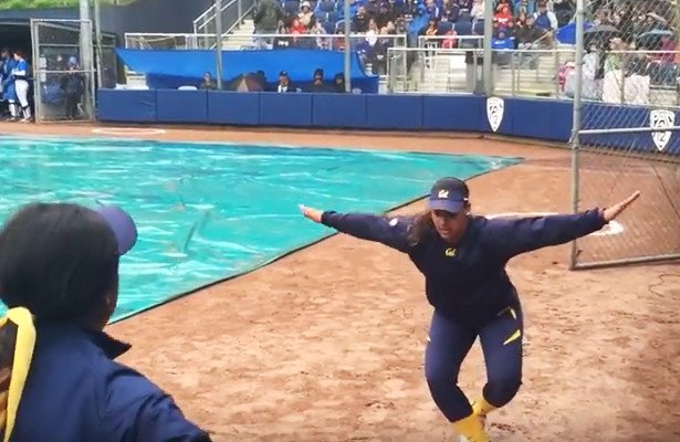 WSN247's tweet photo. ICYMI: @UCLASoftball & @CalSoftball are breaking the internet with their #RainDelayDanceOff https://t.co/1jeTY2ZQvJ https://t.co/AUWAK8fmaM