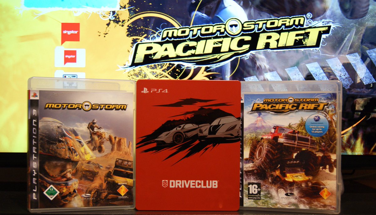 deadlyFox tweet media