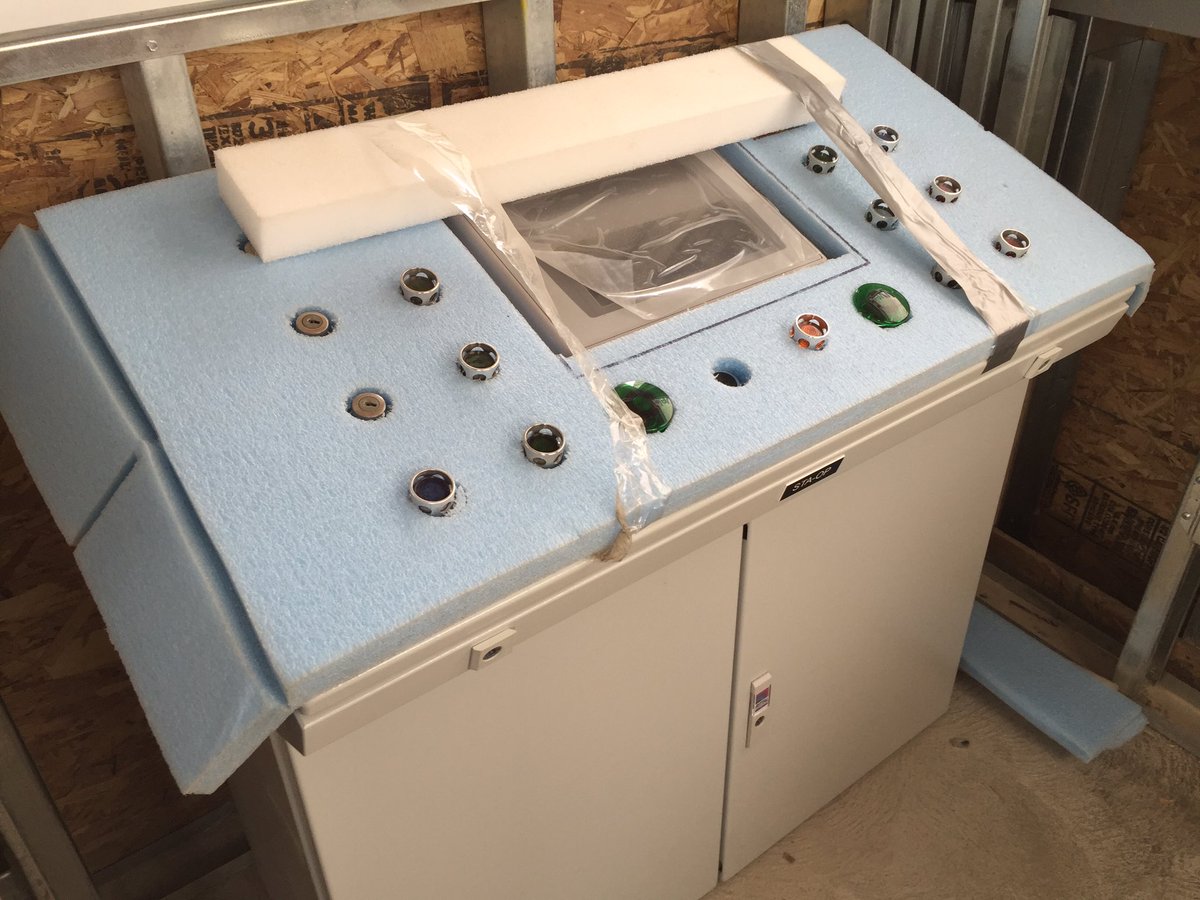 TonyClarkCP's tweet photo. I do love that fresh control panel smell. #BuildingValravn https://t.co/gfsJIg875E