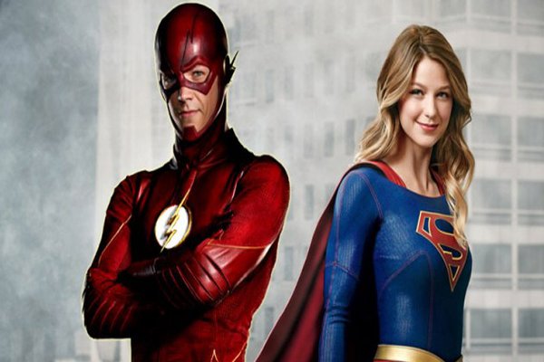 Vertele's tweet photo. VerteleTV | 'The Flash' y 'Supergirl' ofrecen un nuevo avance de su crossover https://t.co/7lXXoCcCa0 https://t.co/zQUfB3hNCW