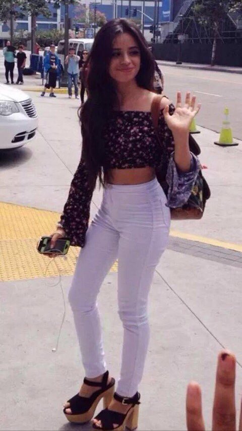 arielmallen's tweet photo. be the one, be the one to take my soul&amp;make it undone, be the one, be the one to take me home&amp;show me the sun. https://t.co/LNEIHd7sSm
