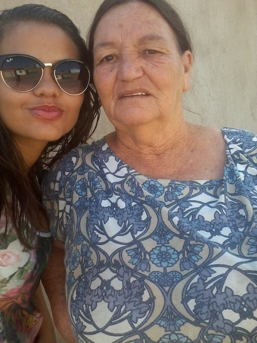 miihBaixinha12's tweet photo. Amor incondicional
#vovó
#chatah 💖💘🙈😙😂😂 https://t.co/ac3uqHXcr5