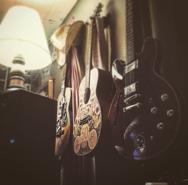 SouthernDakotaB's tweet photo. Mixing down tracks... Stay tuned!!! https://t.co/ukVPLJeh74