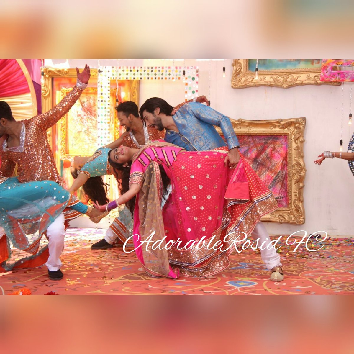 AdorableRoSidFC's tweet photo. Rosid Holi Dance 2016 #RangDeColors #sizzlingperformance @manishmischief @avika_n_joy @ColorsTV https://t.co/B02XKEh9IR