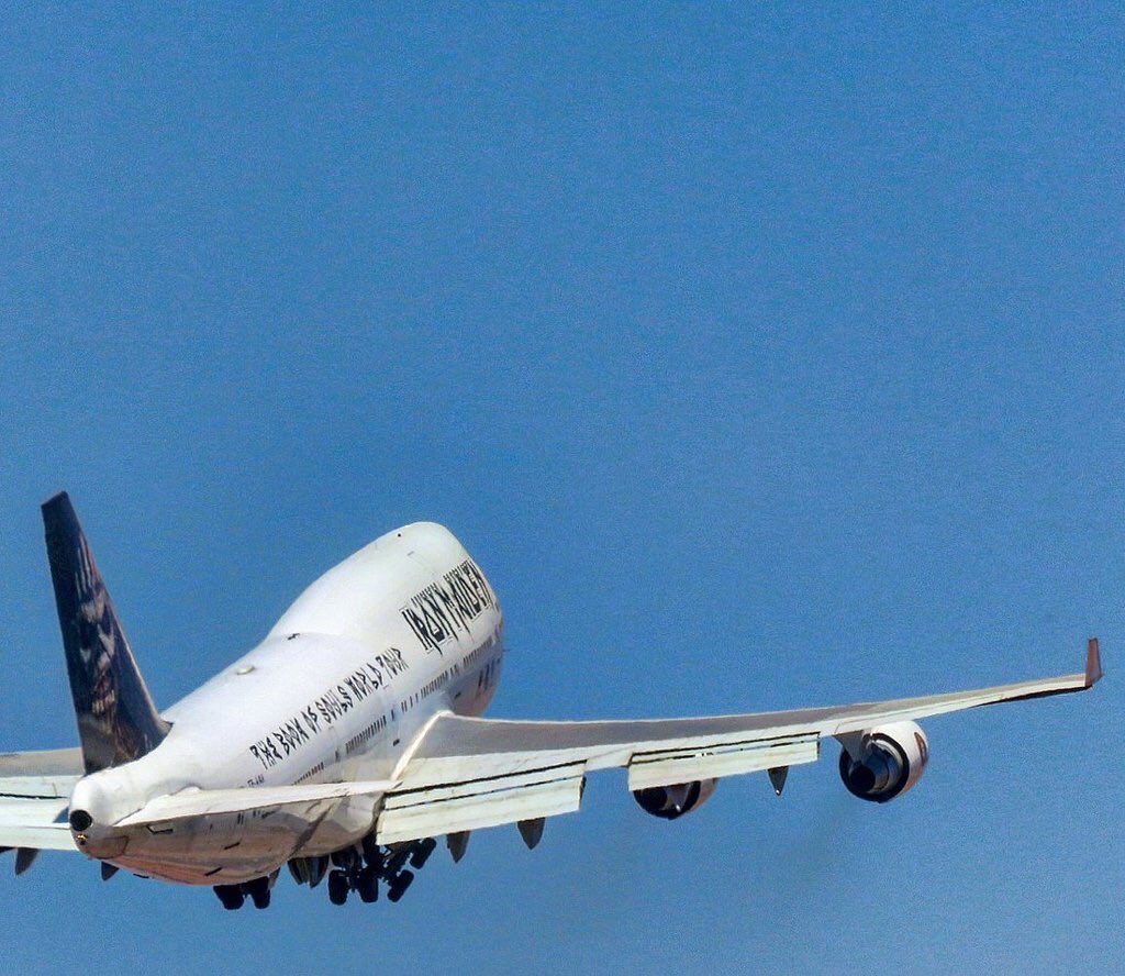 EdForceOneLog's tweet photo. I departed Chile... hearts that skipped a beat on Mar-12 now healed. #EdForceOne https://t.co/0xe4YHwYrb https://t.co/22o2UQyvA2