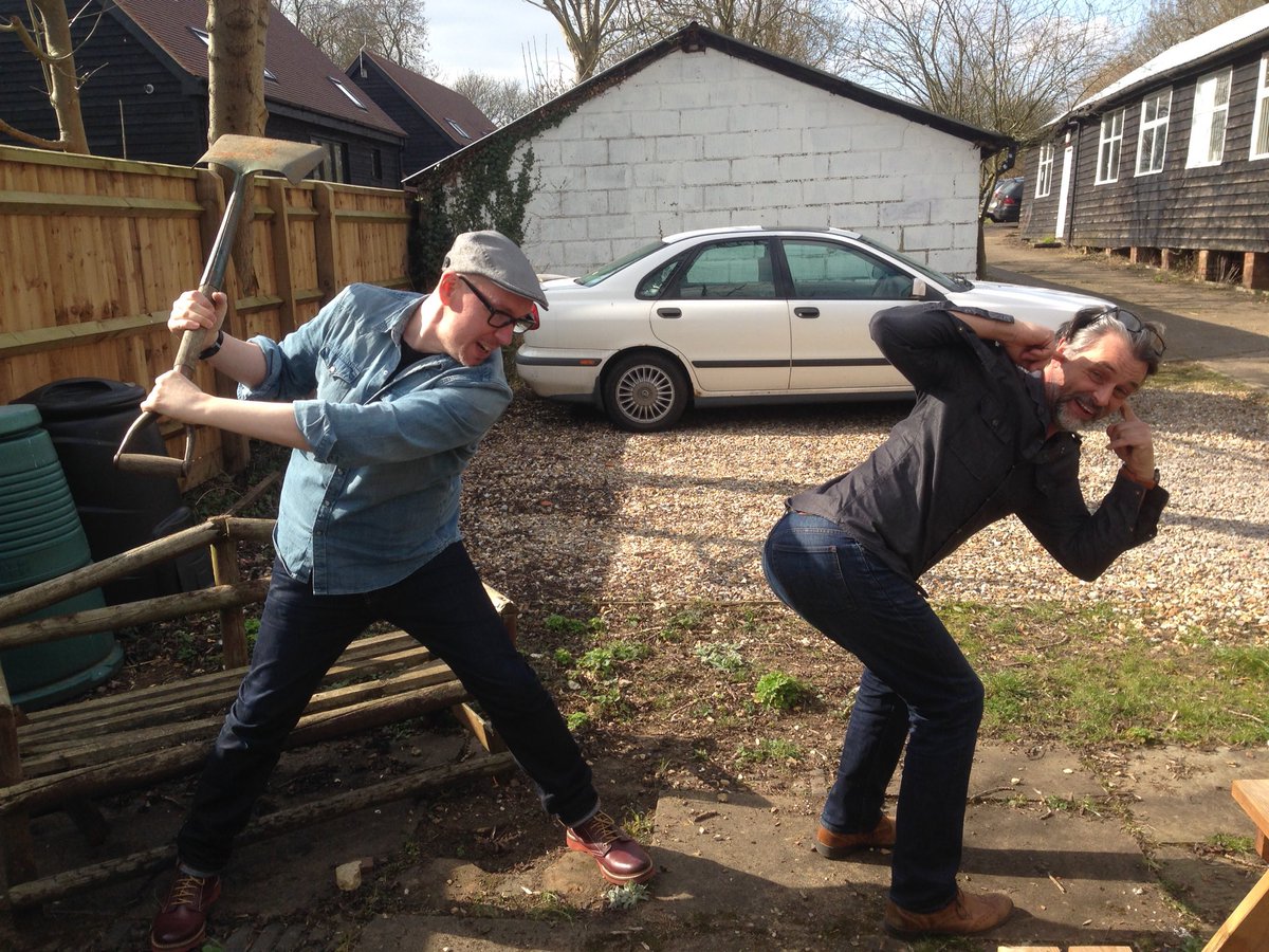 phil1962bass's tweet image. Rehearsals still going well. #bottomend