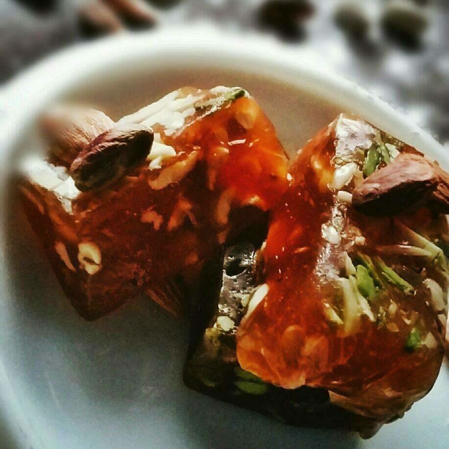 dishexpert's tweet photo. Karachi halwa at Chaina Ram.
#KarachiHalwa #Delhi #ChainaRam #₹ #foodie #dessert #halwa #delicacy #sweettooth https://t.co/HKK24GMTa7