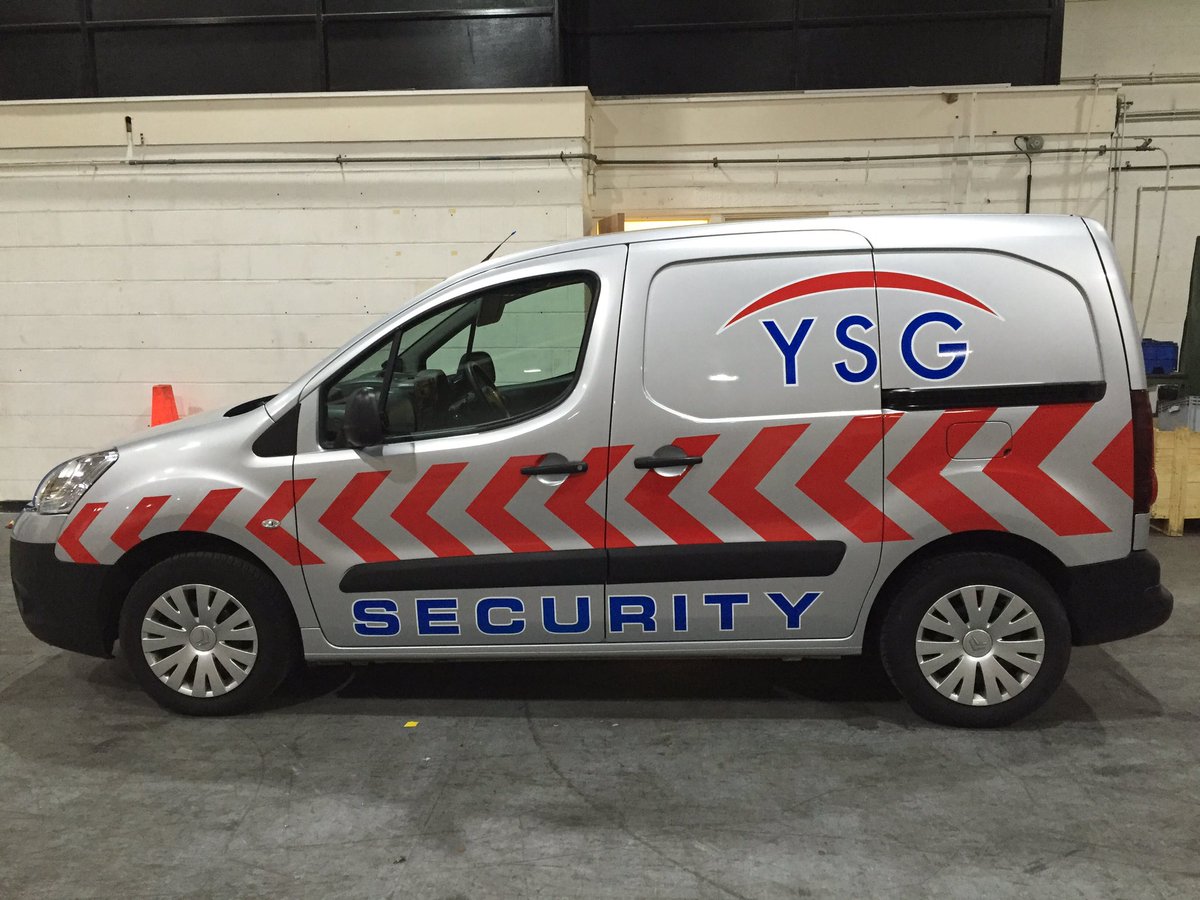 huntergraphic's tweet photo. Van graphics for ysg!! #graphics #huntergraphic #security #morley #vehiclegraphics #oracal #averygraphics https://t.co/lgWjK2AWJX
