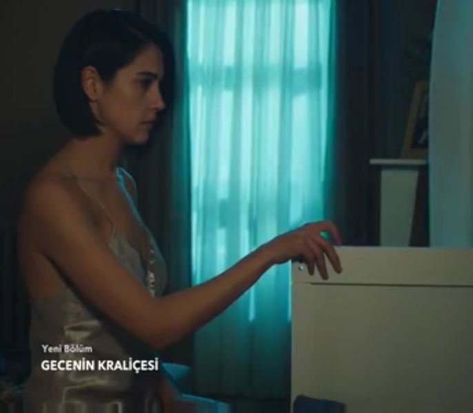 ASI_GreekFC's tweet photo. ♥ ♥ ♥ ♥ ♥ #GeceninKralicesi 
#fundaeryigit @fundaeryigit  @gkralicesidizi https://t.co/ddUzVWeCGn