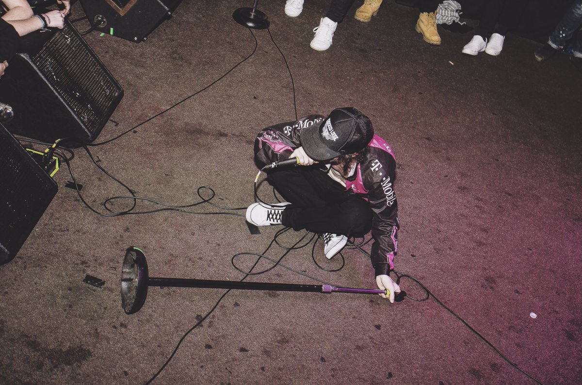 zackkcore's tweet photo. this guy goes crazy on stage, a must see! #portland #catxscan #nw #lit #turnup https://t.co/upguGrBXgn
