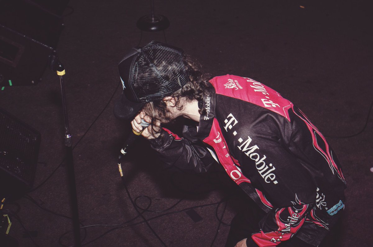 zackkcore's tweet photo. this guy goes crazy on stage, a must see! #portland #catxscan #nw #lit #turnup https://t.co/upguGrBXgn