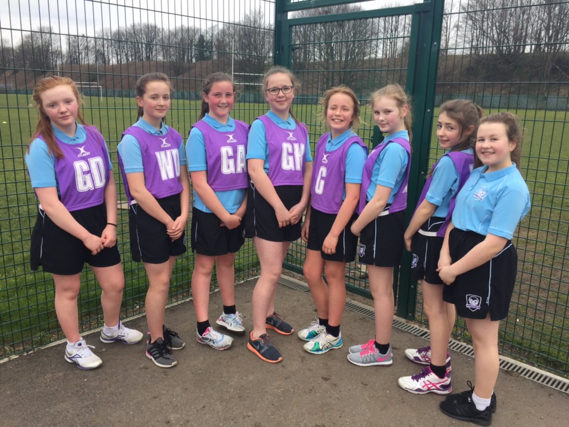 PE_NewmanRC's tweet photo. Yr 7's Manchester Catholic schools runners up!! 3rd place for Yr 9! Great end to a fantastic term #teamnewman https://t.co/fvIs5vN8g9