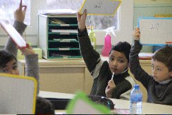 cafepedagogique's tweet photo. Affronter enfin la ségrégation ethnique à l'Ecole  ? https://t.co/haXvNsSe31 https://t.co/v4X80I8Uyh